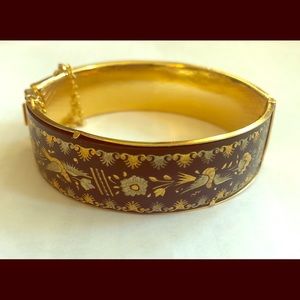 Beautiful black and gold bracelet from Spain